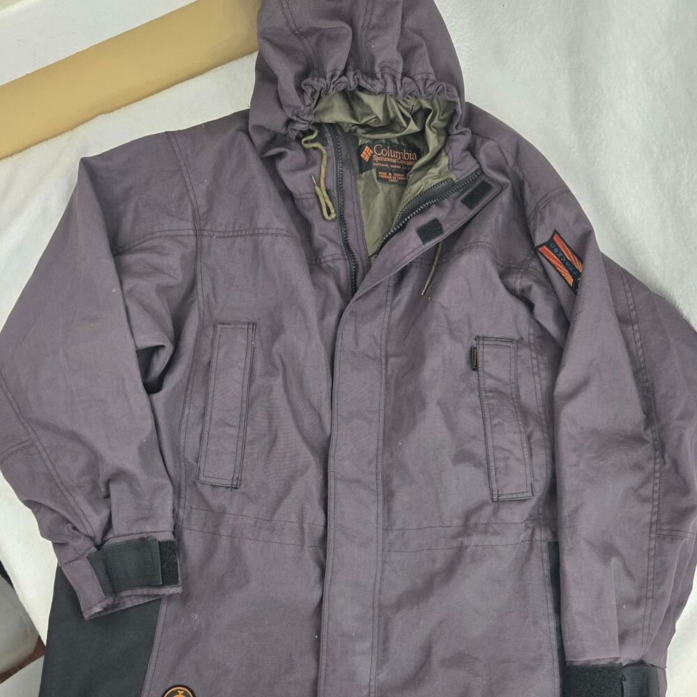 Vintage Columbia Sportswear Company Portland Oregon USA Outdoor Jacket Sz L.